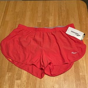 Saucony running shorts size XL.